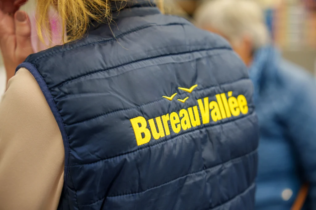 Bureau Vallée, un réseau qui allie l’humain à la performance