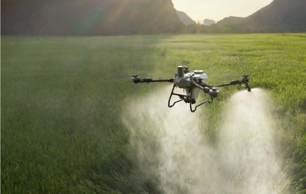 DJI Agriculture lance le Agras T55 et T100 pour rendre le traitement des vergers plus efficace