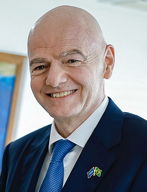 Gianni Infantino face à la menace de boycott des Coupes du monde par l’UEFA