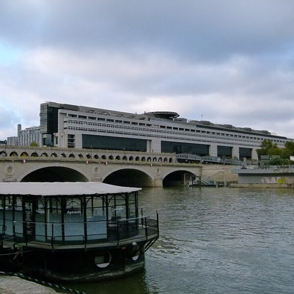 Ministère de l’Économie à Bercy après la cyberattaque ayant touché les données de la DGFiP en 2026