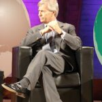 Vincent Bolloré lors d'une conférence à Paris