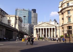 Banque d’Angleterre à Londres après le maintien du taux directeur à 3,75 %