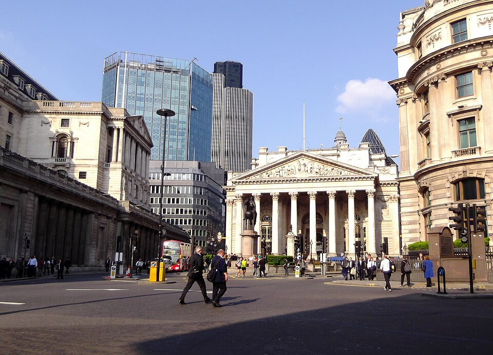 Banque d’Angleterre à Londres après le maintien du taux directeur à 3,75 %