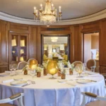 Retrait du Goncourt : salon Goncourt du restaurant Drouant à Paris, photographié avant la décision de 2026