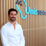 Julien Croc, directeur général du réseau Unisson, dans un centre auditif