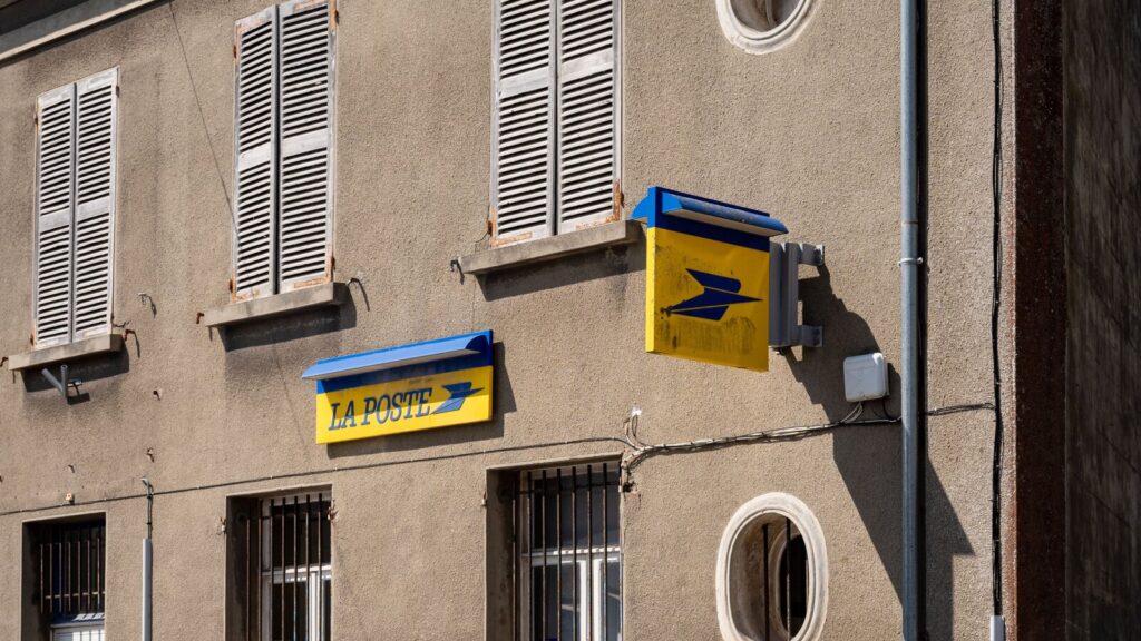 La Poste : 441 ou 471 bureaux menacés ? Ce que disent les listes et la direction