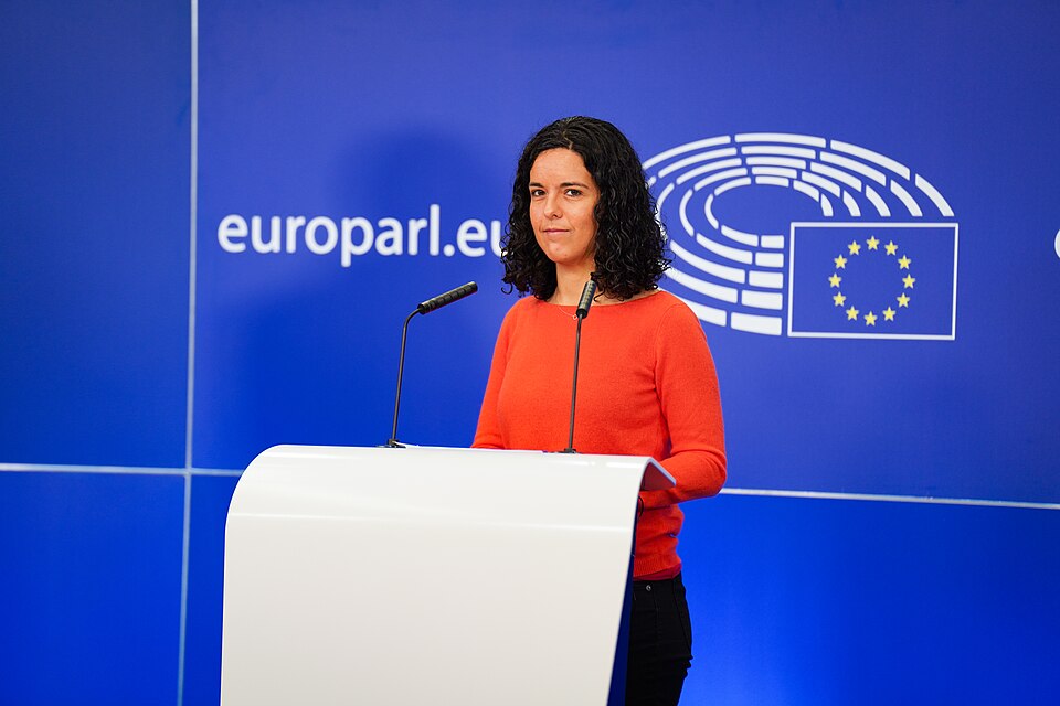 Manon Aubry au Parlement européen après ses propos sur les milliardaires et leur rôle économique