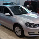 Rappel Volkswagen : Golf VII photographiée en 2016 lors d’un salon automobile, illustration des modèles à vérifier