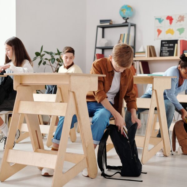 Élèves dans une salle de classe lors de la rentrée scolaire 2026