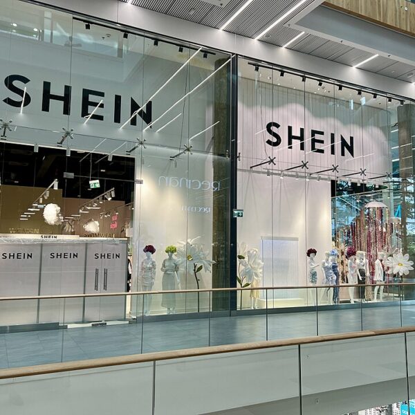 Magasin Shein après l’entrée en Bourse du groupe à Hong Kong
