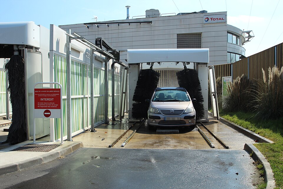 Stations de lavage et sécheresse : pourquoi le secteur demande de nouvelles règles