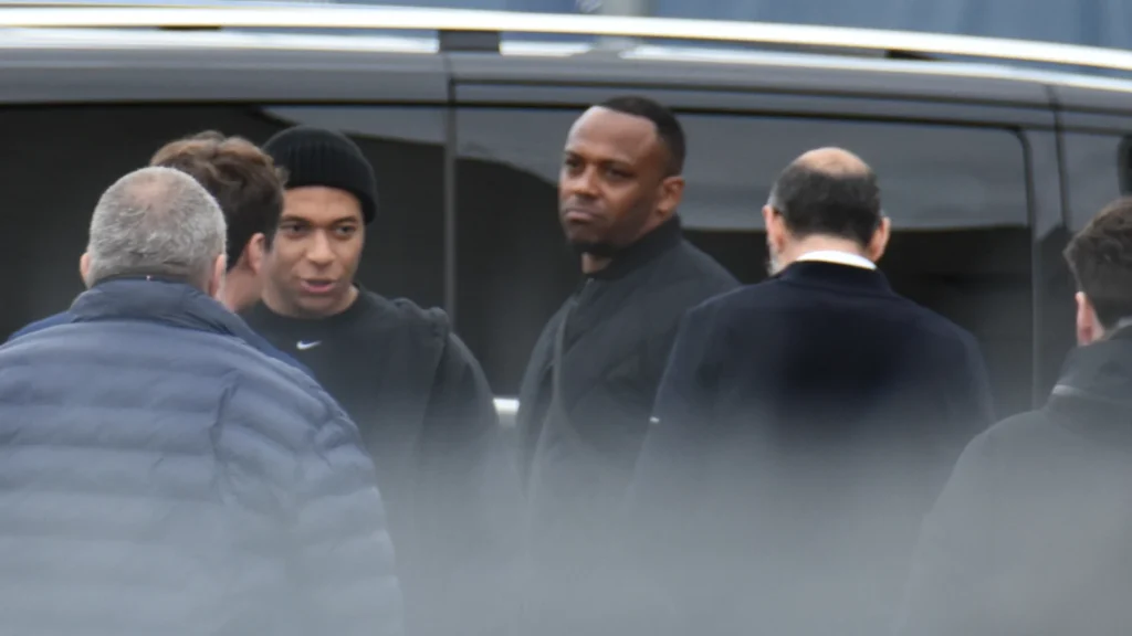 Mbappé en Chine : les sponsors rompent, LaLiga s’excuse